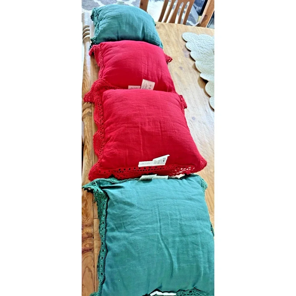 VTG Style Hand-Crocheted Pillow Covers Set of 4 Green & Red Sz 12X12 in